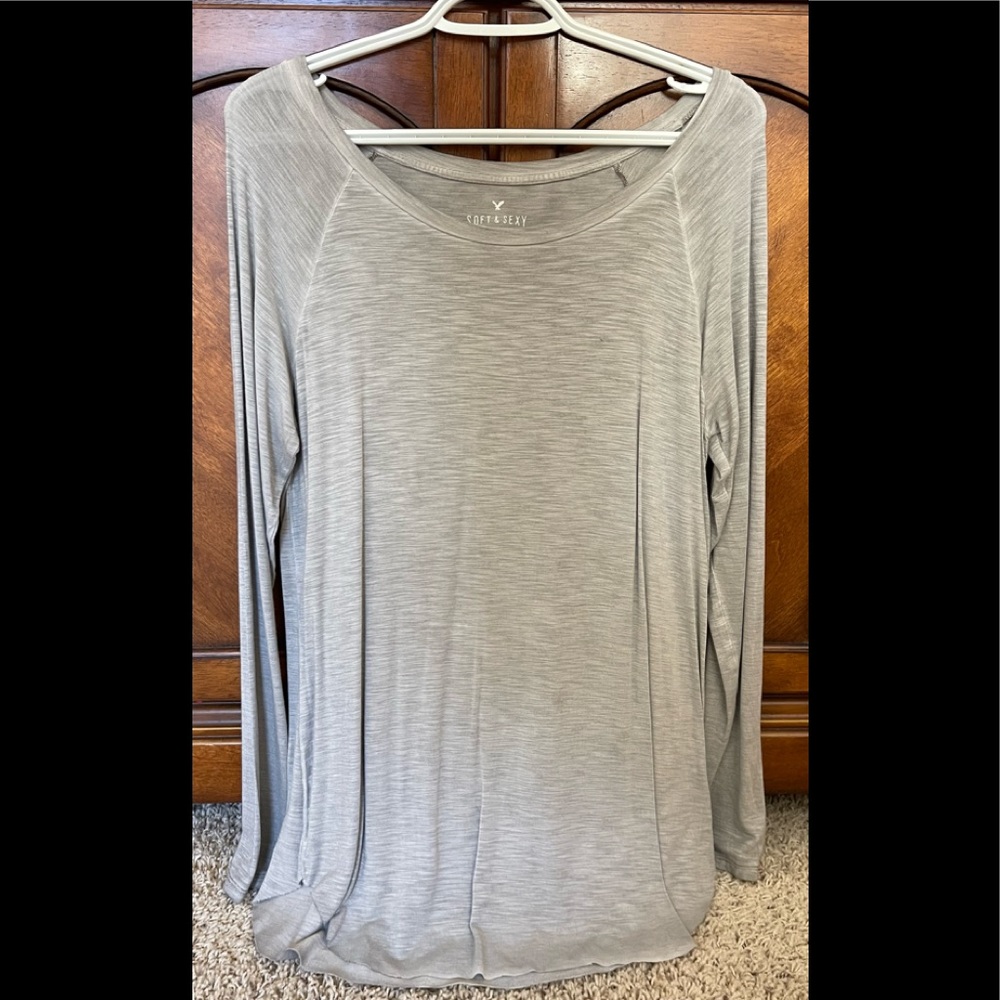 American Eagle. Grey, light, long sleeve.